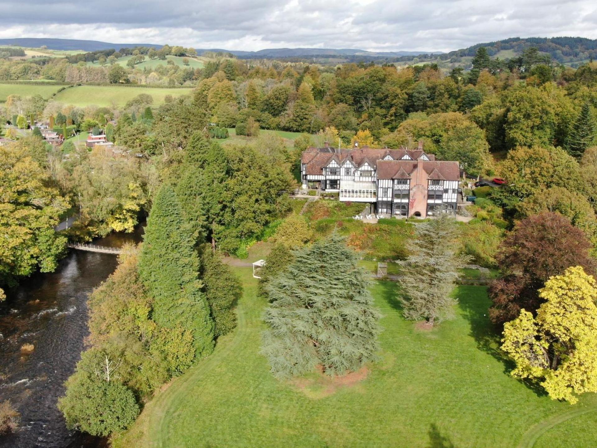 Caer Beris Manor By Group Retreats Villa Builth Wells Exterior photo